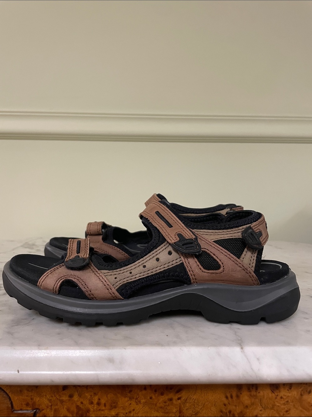 Ecco Women's Offroad Yucatan Sport Brown Tan Nubuck Sandal - Size 41